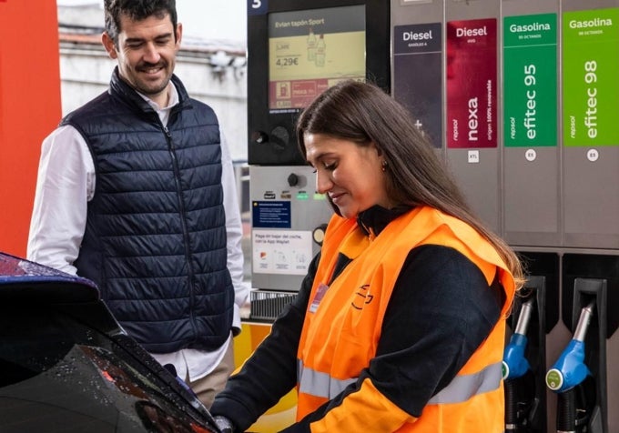 Ya es posible repostar combustibles renovables válidos para prácticamtente todos los tipos de motores