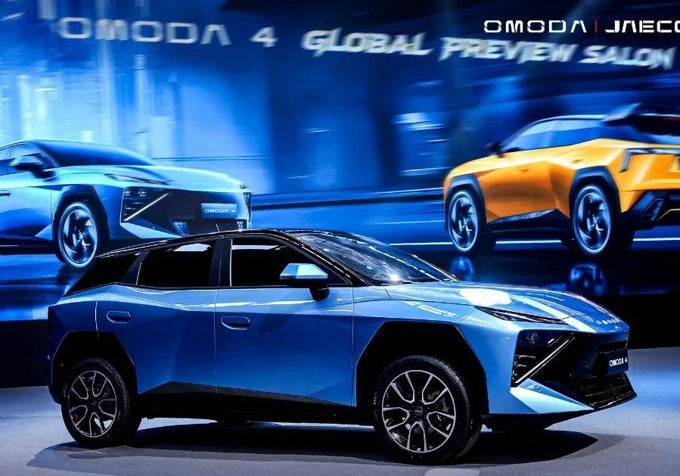 Omoda 4