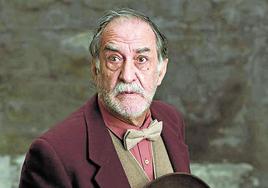 Ramón Barea,caracterizado sobre el escenario