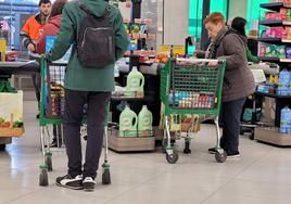 La renta de los hogares españoles cae un 8% desde la pandemia, el peor dato de la OCDE