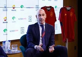 Luis Rubiales en los Desayunos Deportivos de Europa Press
