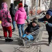 Un informe acusa a Rusia de retener a 6.000 niños ucranianos