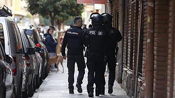 Se suicida un hombre en su casa de Valencia tras discutir con su esposa
