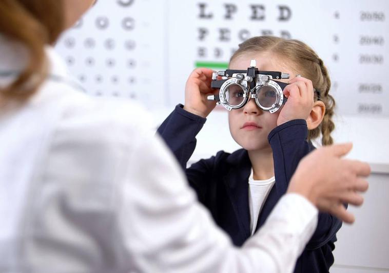 Uno de cada cinco niños tiene miopía, lesión que se triplica entre los ocho y doce años