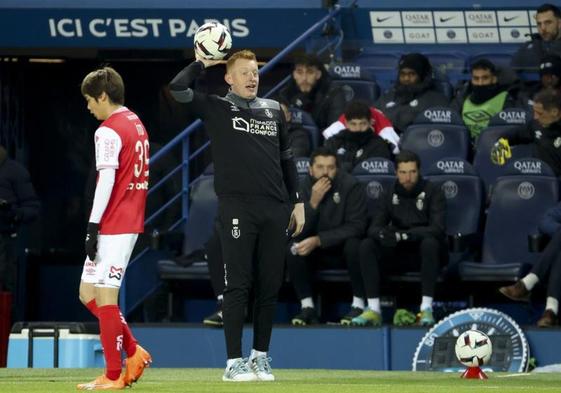 Will Still, el entrenador del Stade de Reims, durante un partido de la Ligue 1.