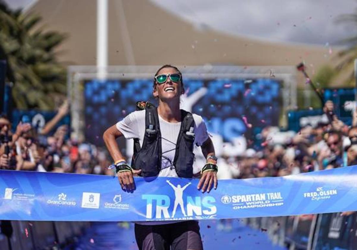 Courtney Dauwalter vence en la Transgrancanaria