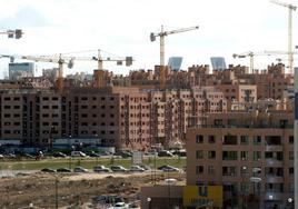 Viviendas en construcción en un barrio de Madrid.