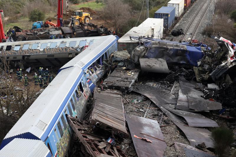 El estado en que quedaron los trenes tras la colisión. | Reuters