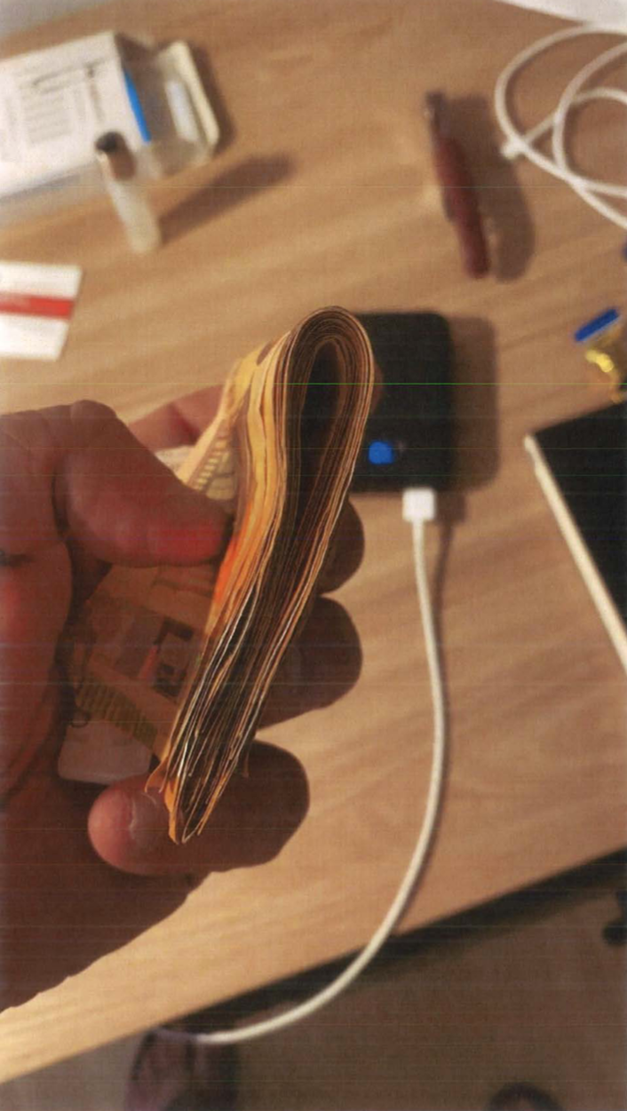 Imagen secundaria 2 - Más imágenes extraídas del sumario
