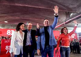 Sánchez, acompañado por Zapatero, Fernández y Montero en un acto Por el 8-M en Madrid.