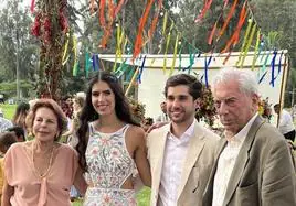 Patricia, Josefina, Emilio Camarena y Mario Vargas Llosa.