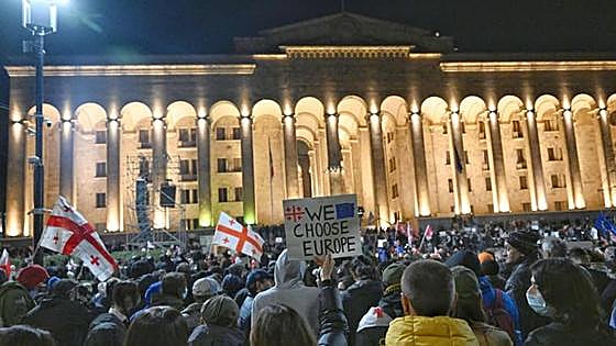 Las protestas en Georgia fuerzan la retirada de la polémica ley de «influencia rusa»