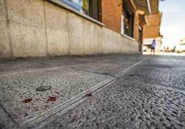 Vista del lugar donde el sábado un hombre de 31 años murió por heridas de arma blanca en Toledo.