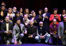 Foto de familia de los premiados este lunes en la gala organizada por la Unión de Actores y Actrices.