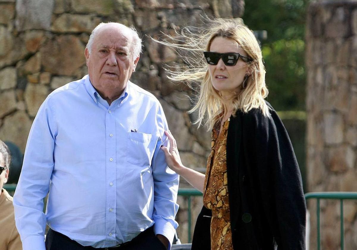 El fundador de Inditex, Amancio Ortega, junto a su hija, Marta Ortega.