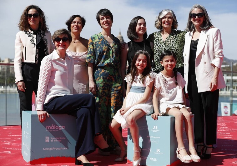 '20.000 especies de abejas' y 'Las hijas' ganan las Biznagas de Oro del Festival de Málaga