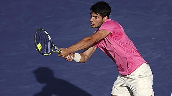 Alcaraz desarma a Sinner y peleará por Indian Wells