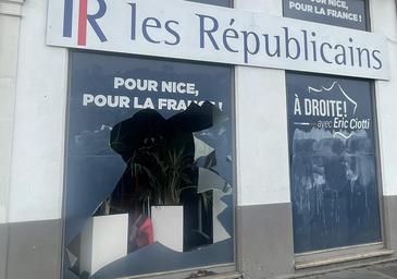 Atacan varias oficinas de diputados en una tercera noche de protestas violentas en Francia