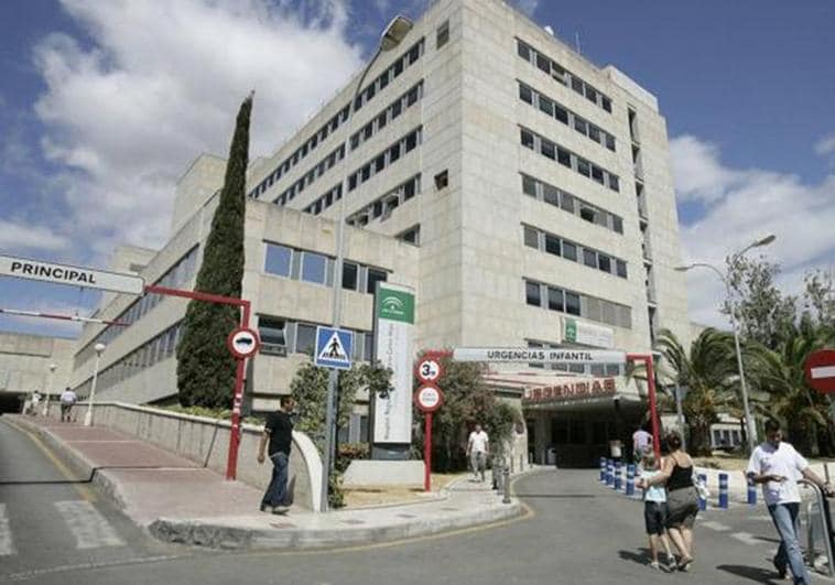 Fachada principal del Hospital Materno Infantil de Málaga, en una imagen de archivo.