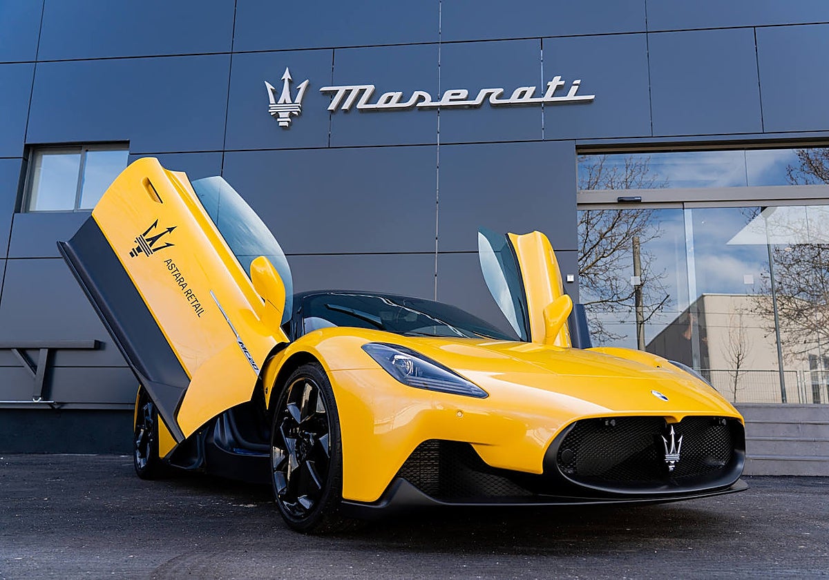 Maserati inaugura una nueva tienda en Madrid junto a astara Retail.