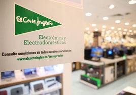 El Corte Inglés pacta la salida incentivada de 630 empleados y 1.500 traslados