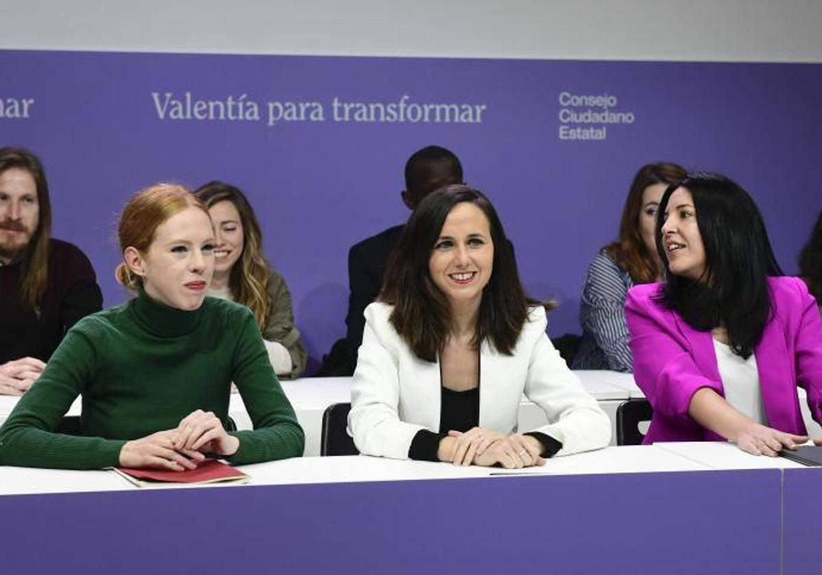 La guerra con Podemos impide a Díaz lanzar su candidatura con toda la izquierda unida