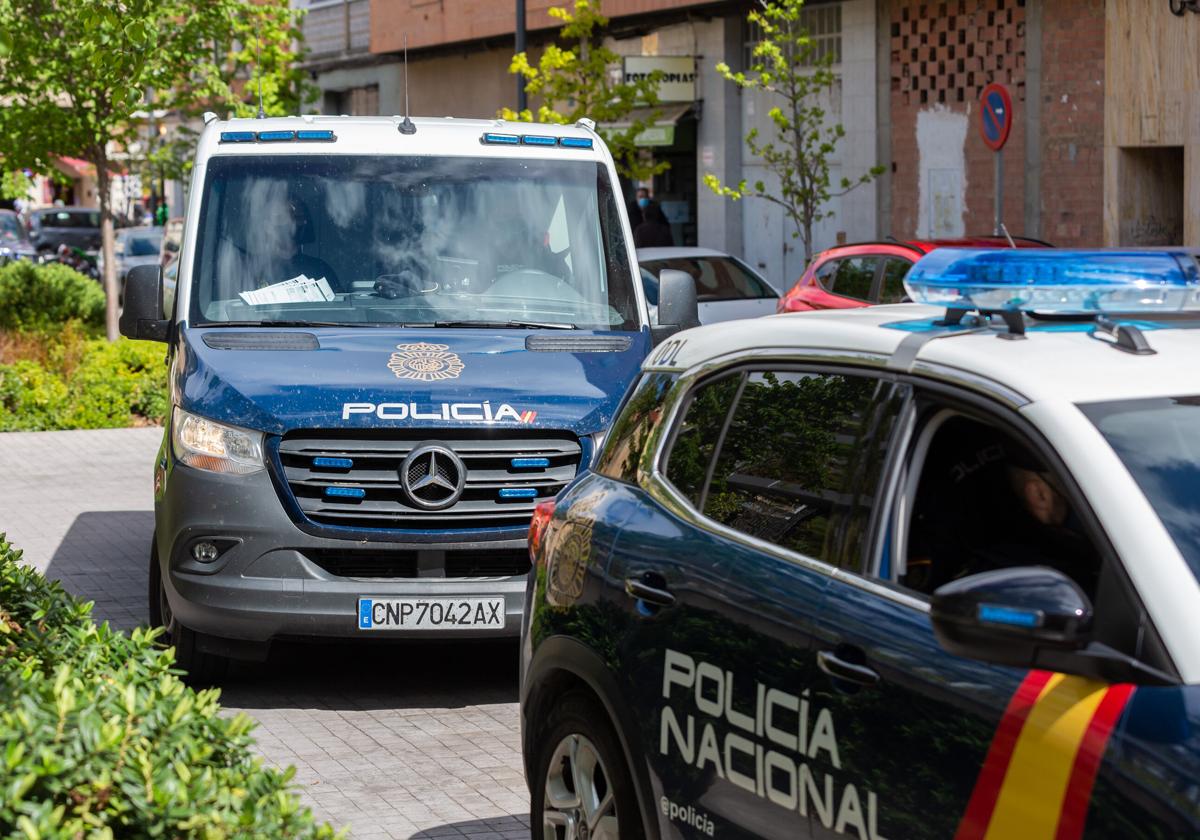 Mata a su novio clavándole tres destornilladores tras una sesión de espiritismo en Vallecas