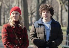 Claire Danes y Jesse Eisenberg.