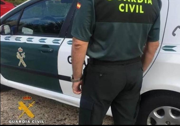 Detenido en Huelva por matar a su pareja al clavarle un puñal en la espalda