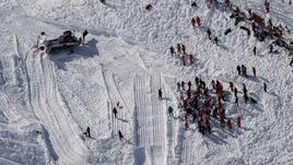 Imágenes de un rescate anterior en los Alpes franceses, que se cobró la vida de cuatro esquiadores