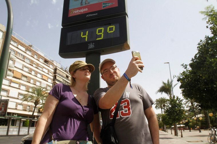Investigadores españoles piden incorporar la humedad a las alertas por calor: «Puede matar»