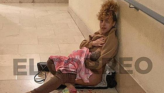 Denuncia al hospital de Basurto por enviarla a casa de parto y dar a luz dos horas después en su portal