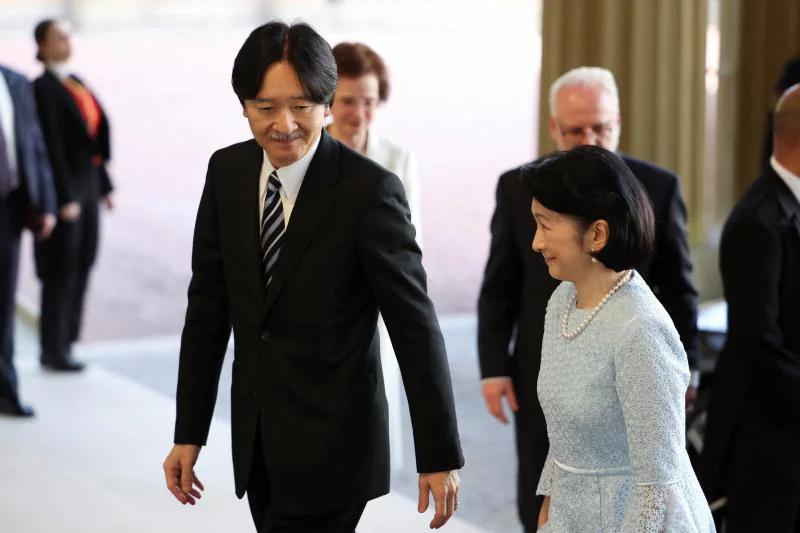 El príncipe heredero japonés Fumihito y la princesa heredera Kiko.