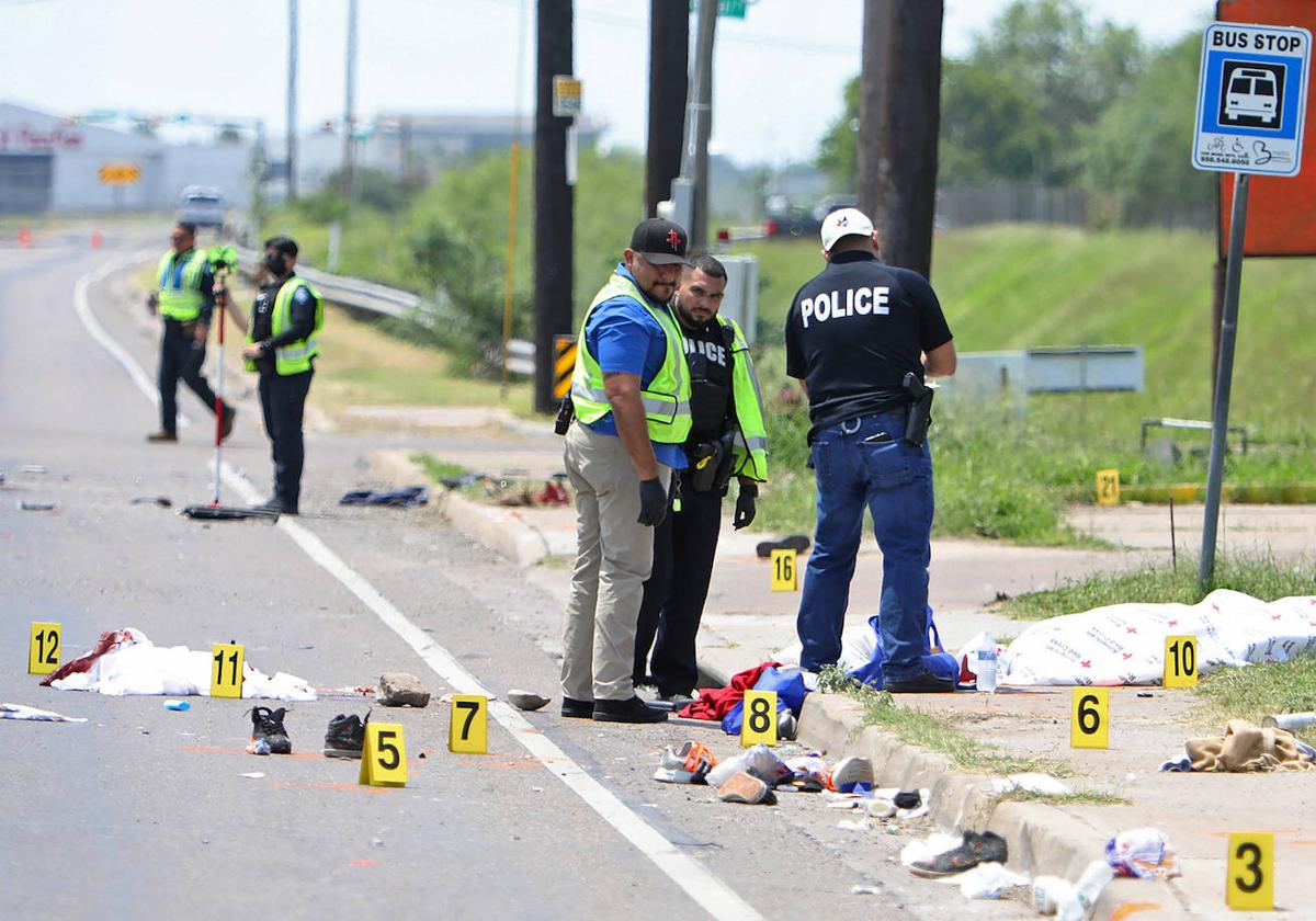 El atropello múltiple se produjo junto a una parada de autobús de Brownsville.