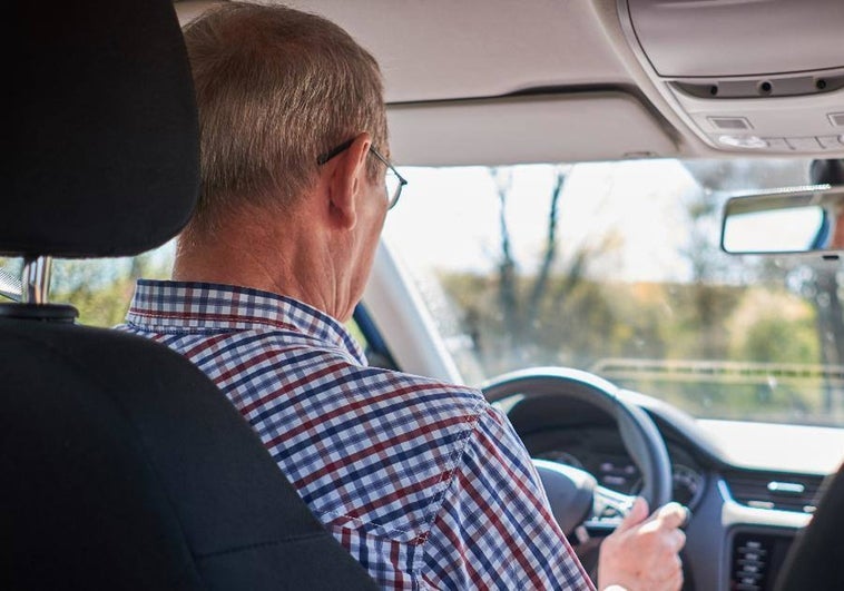 Los accidentes de tráfico graves ponen en duda la edad máxima para conducir