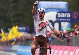 Paret-Peintre se lleva la etapa y Leknessund la maglia rosa