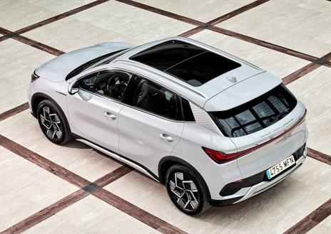 Imagen secundaria 1 - Diferentes detalles del modelo de BYD. 