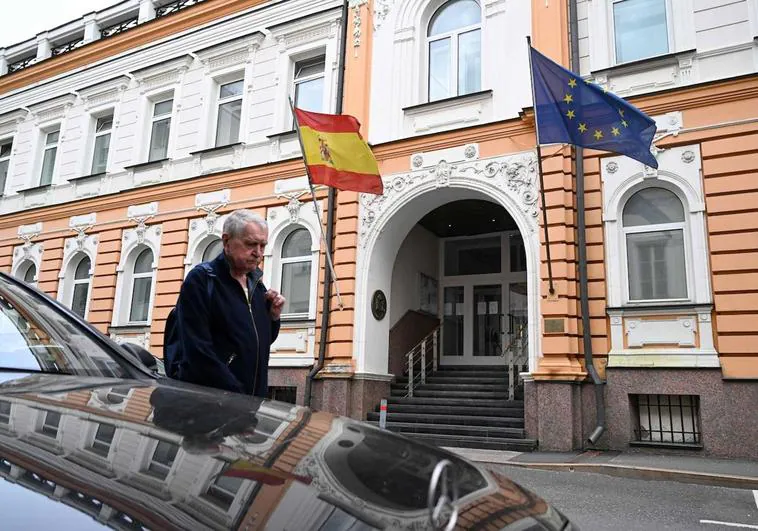 Moscú bloquea la reposición de diplomáticos en la Embajada de España
