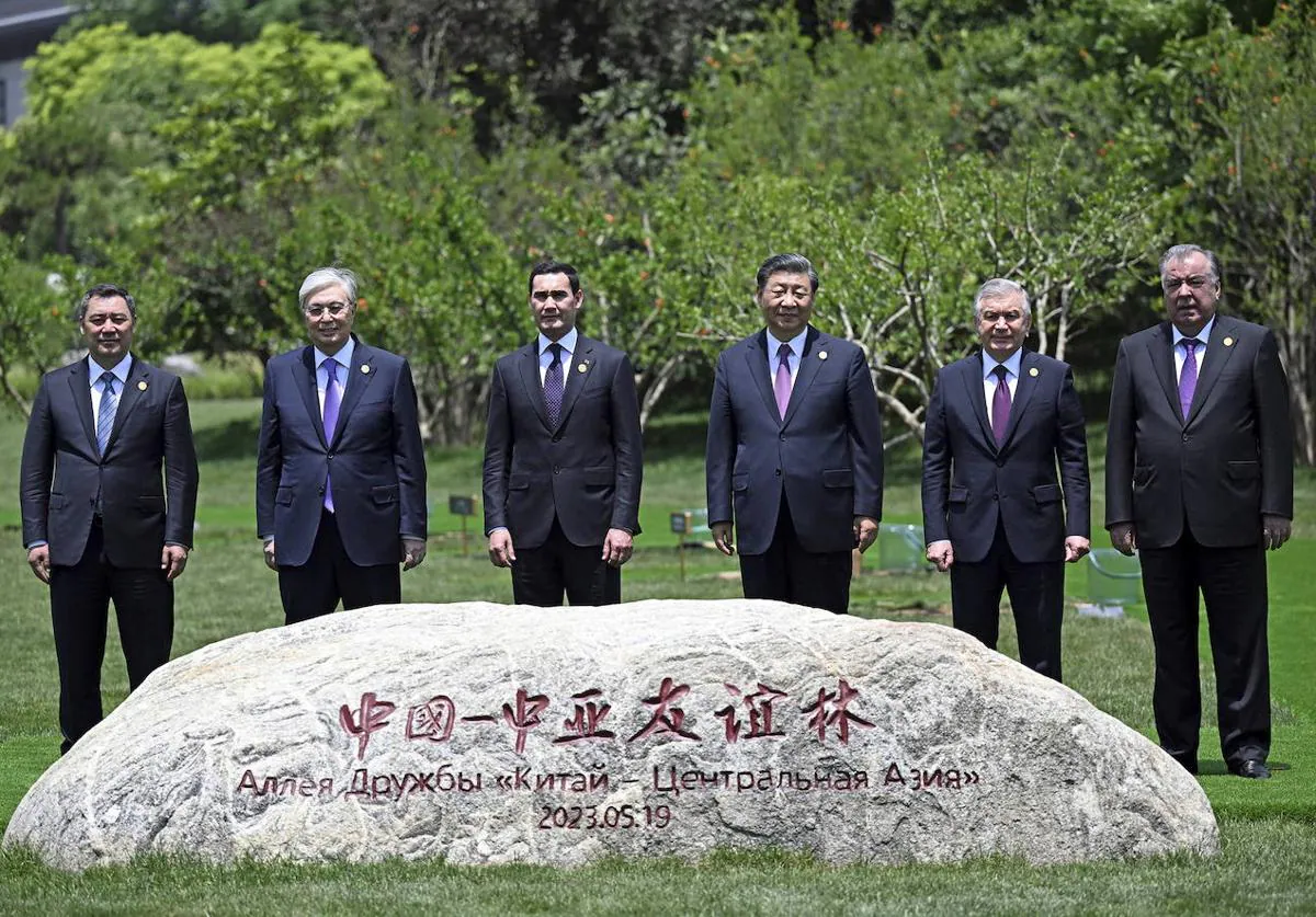 Foto de familia de los líderes que acudieron a la cumbre de Asia Central en Xi'an.
