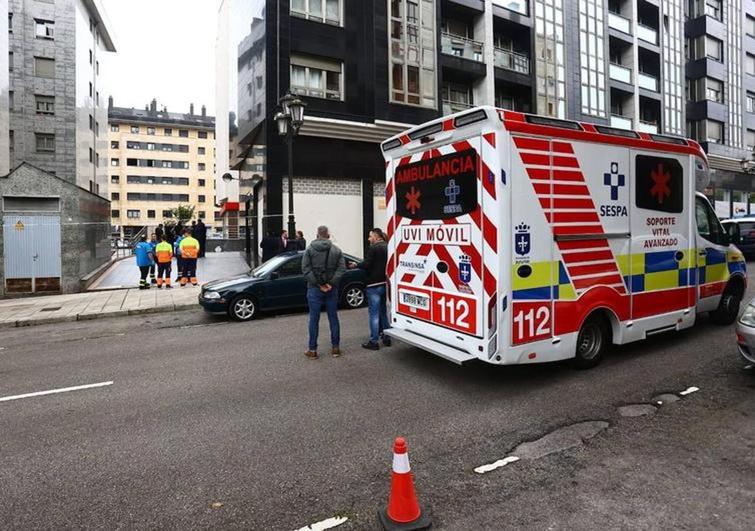 Mueren dos mellizas de 12 años tras caer desde una ventana en Oviedo