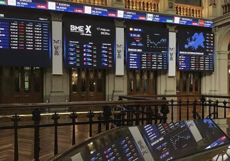 El Ibex se apoya en bancos y turísticas para esquivar las caídas en Europa