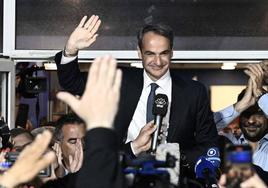 Mitsotakis fuerza la repetición electoral en Grecia al renunciar a formar un Ejecutivo de coalición