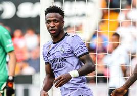 Vinicius durante el encuentro ante el Valencia