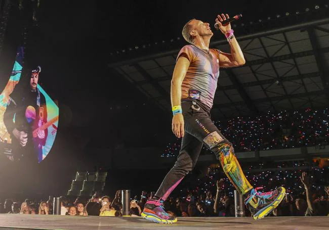 Chris Martin, patron de Coldplay, ce mercredi lors du premier de ses quatre concerts cette semaine à Barcelone.