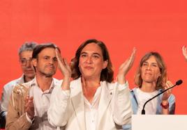 Ada Colau comparece ante los medios tras los resultados electorales.