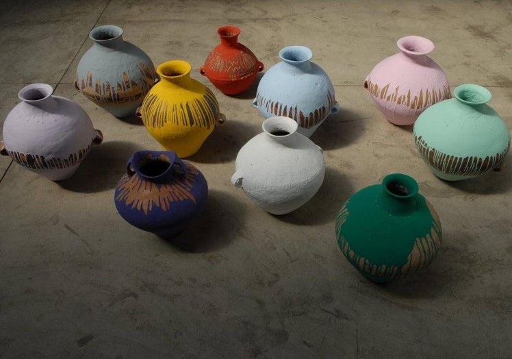 'Vasijas de color' (2006). Obra Ai Weiwei.