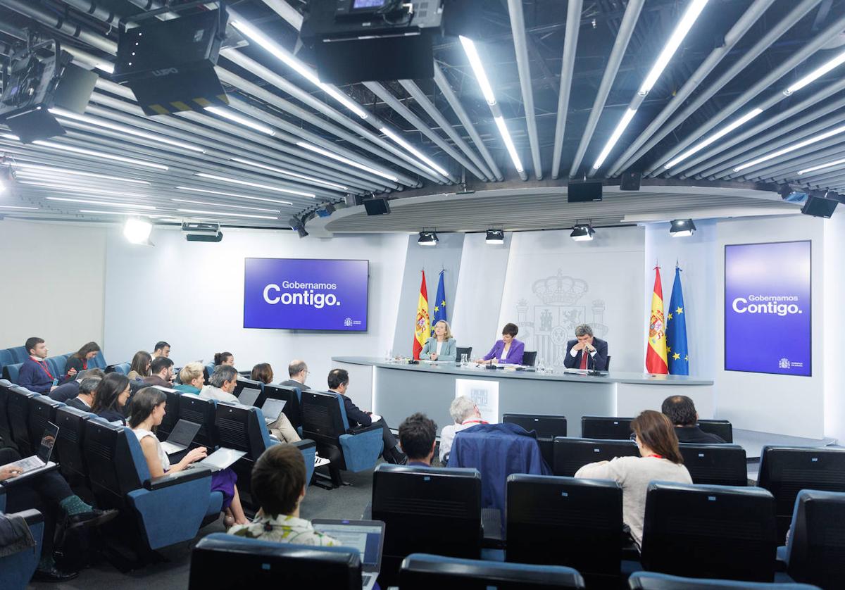 Rueda de prensa posterior al Consejo de Ministros tras la aprobación de la ley de familia el pasado marzo.