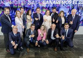 Feijóo celebra junto a los dirigentes del PP la victoria del domingo, bajo el lema 'Ganamos el 28-M, ganaremos el 23-J'.