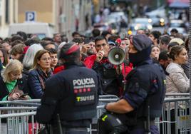 Prisión para un monitor por agresión sexual a cuatro niños del Liceo Francés de Barcelona