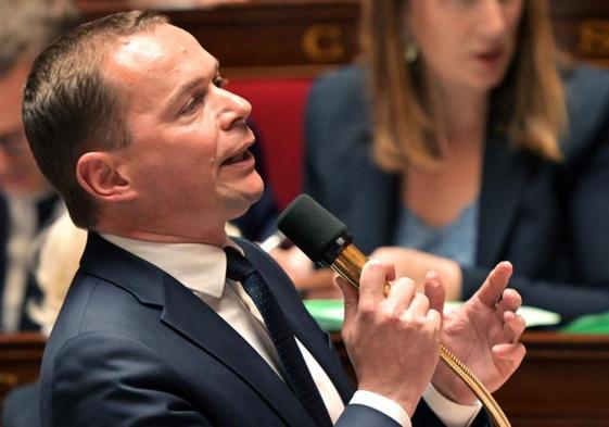 El ministro de Macron que defendió la reforma de las pensiones será juzgado por favoritismo
